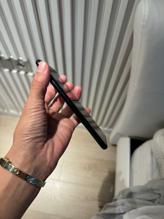 IPhone 7 в хорошем состаянии