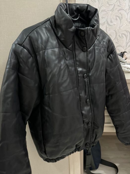 Куртка кожаная  черный