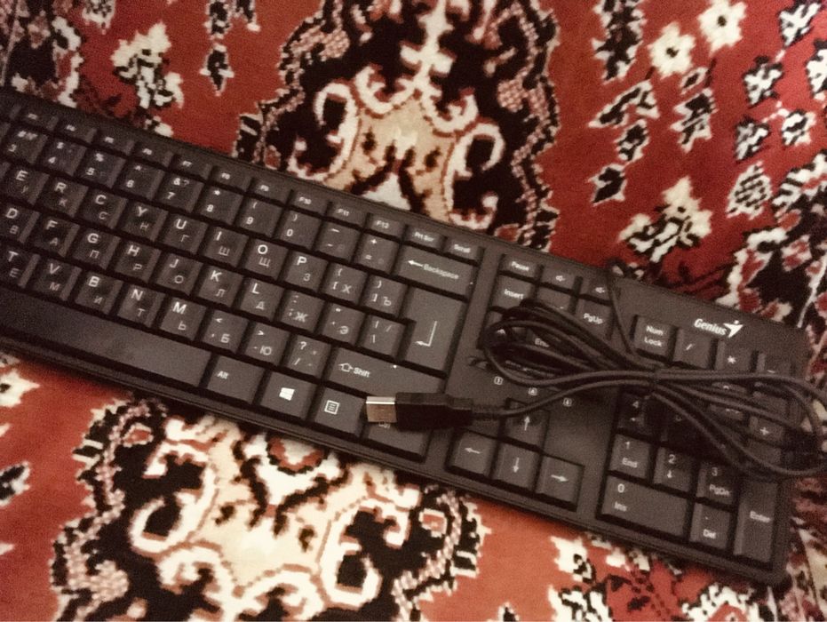 Пернетақта сатылады бағасы 15000мың