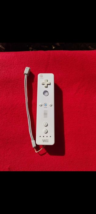 Nintendo Wii modată 7 în 1 + 200jocuri(Nintendo&Sega& PlayStation)