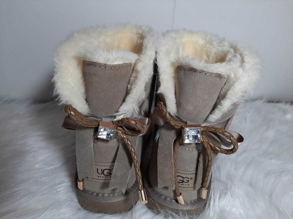 Ghete UGG bow , piele naturala, 35-40