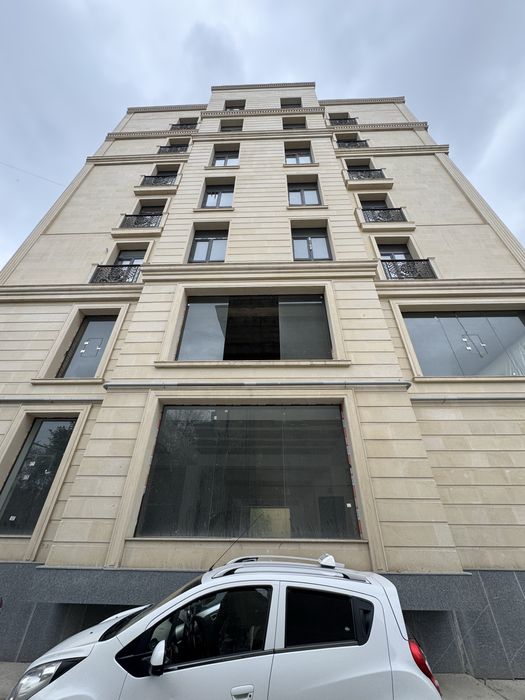 Katta magazin sotiladi buxoroda