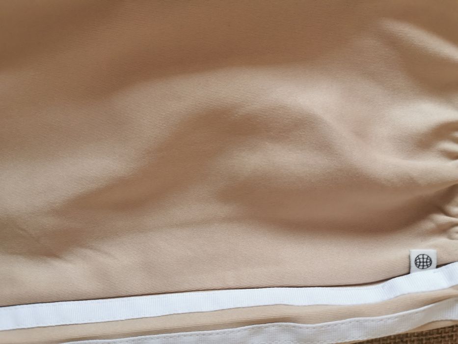 Оригинална дамска долница Адидас, размер XS-S, нова, с етикет