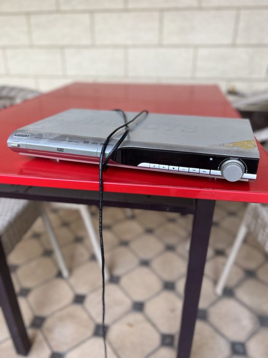 Dvd sotiladi yaxshi holatda