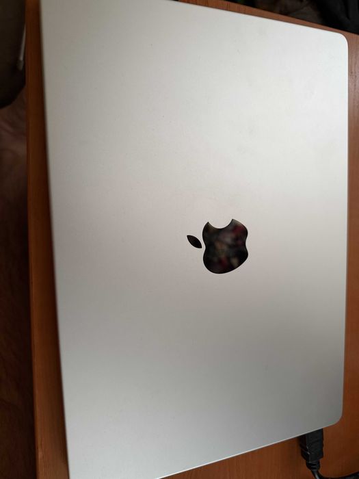 Apple MacBook Pro 14" M1 Pro (2021) – 16GB / 512GB SSD