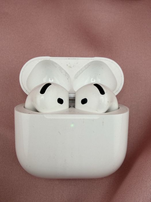 Наушники AirPods 4 / #МА537482