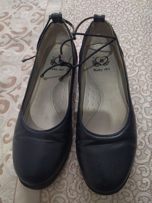 Туфли школьные .