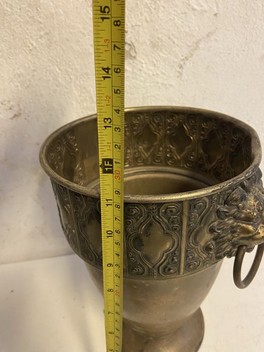 Медни и бронзови съдове