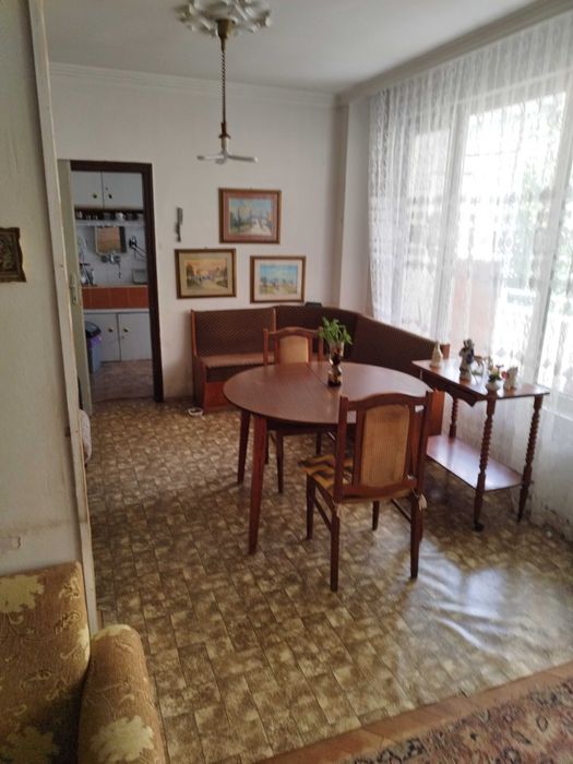 Дава се под наем Тристаен апартамент в Пловдив, Каменица 1 - 93 кв.м за 510 € - Снимка #3