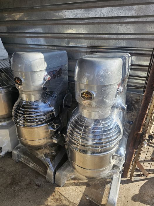 Pishiriq va boshqa turdagi maxsulot uchun mikser