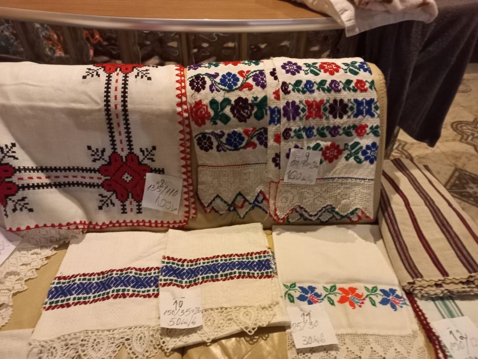 Cusături si țesăturii populare