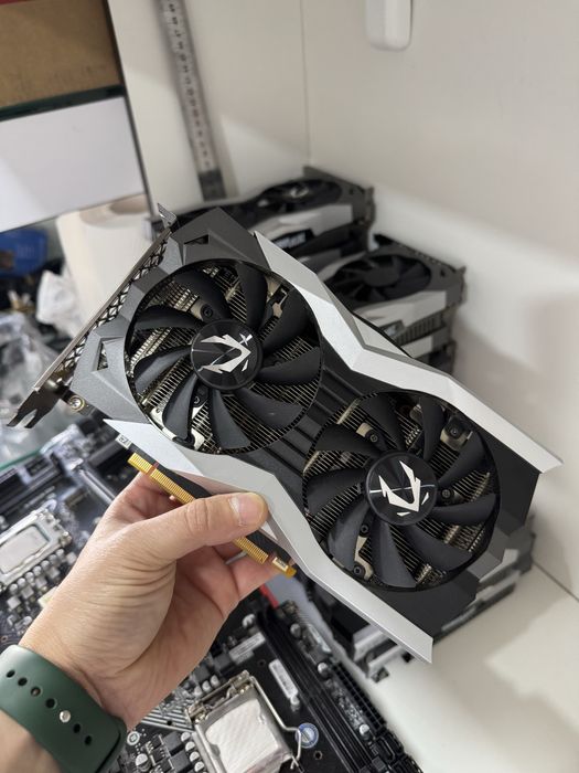 Zotac 2060super 8G 256bit