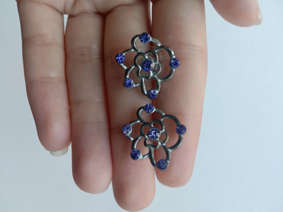 Серёжки 300 за две пары