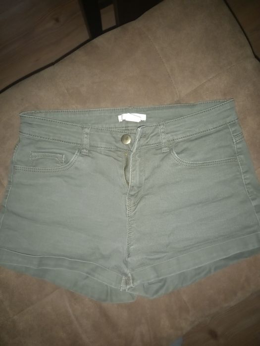 Дамски къси панталони