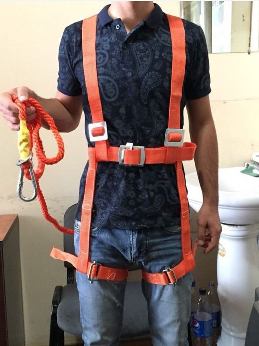 Страховочный тросс безопасности