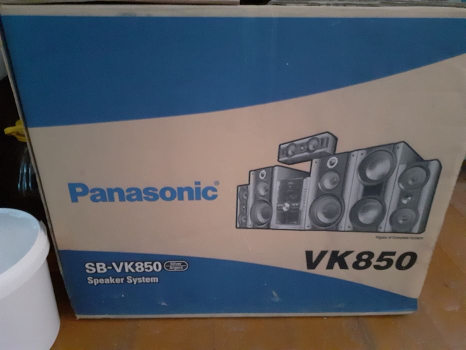 Музыкальный центр.