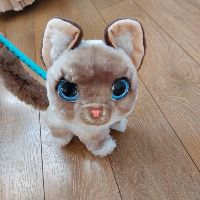 Интерактивно коте Fur Real