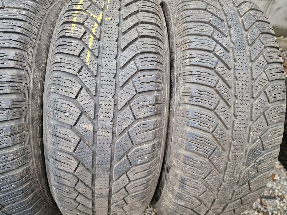 Anvelope 215/65R16 marca Semperit, M +S, 7 mm