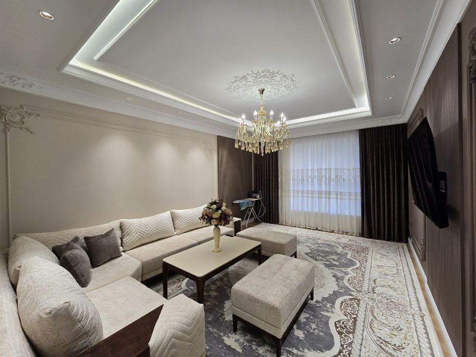 Срочно продается квартира на Юнусабаде в новом доме ЖК "High-Town".