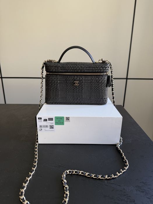 Chanel Vanity Caviar чанти