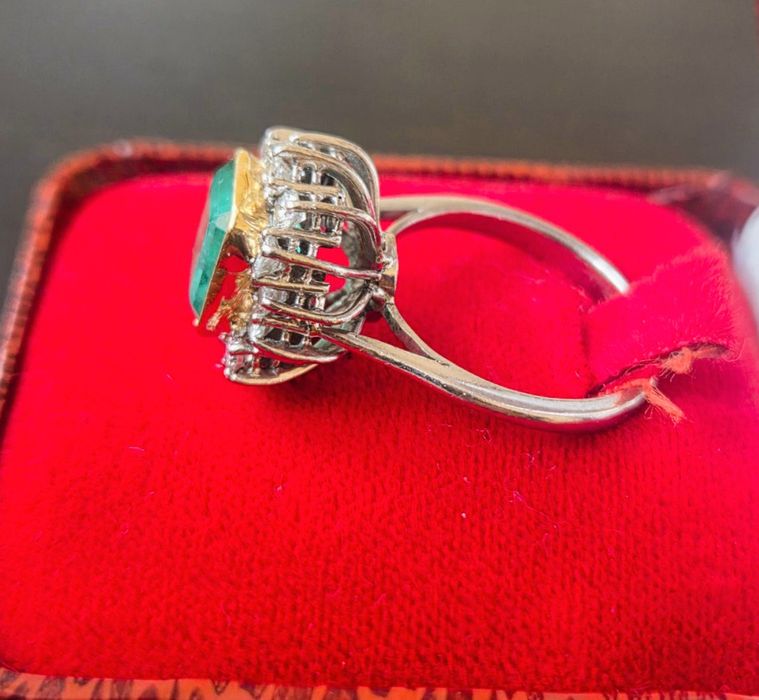 Vintage  Art deco Пръстен бяло, жълто злато,естествени диаманти и нату