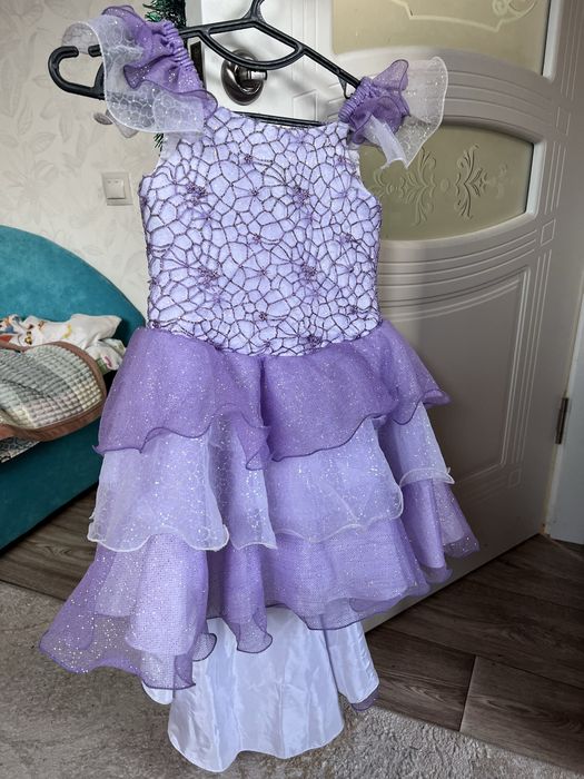 Платье нарядное для девочки