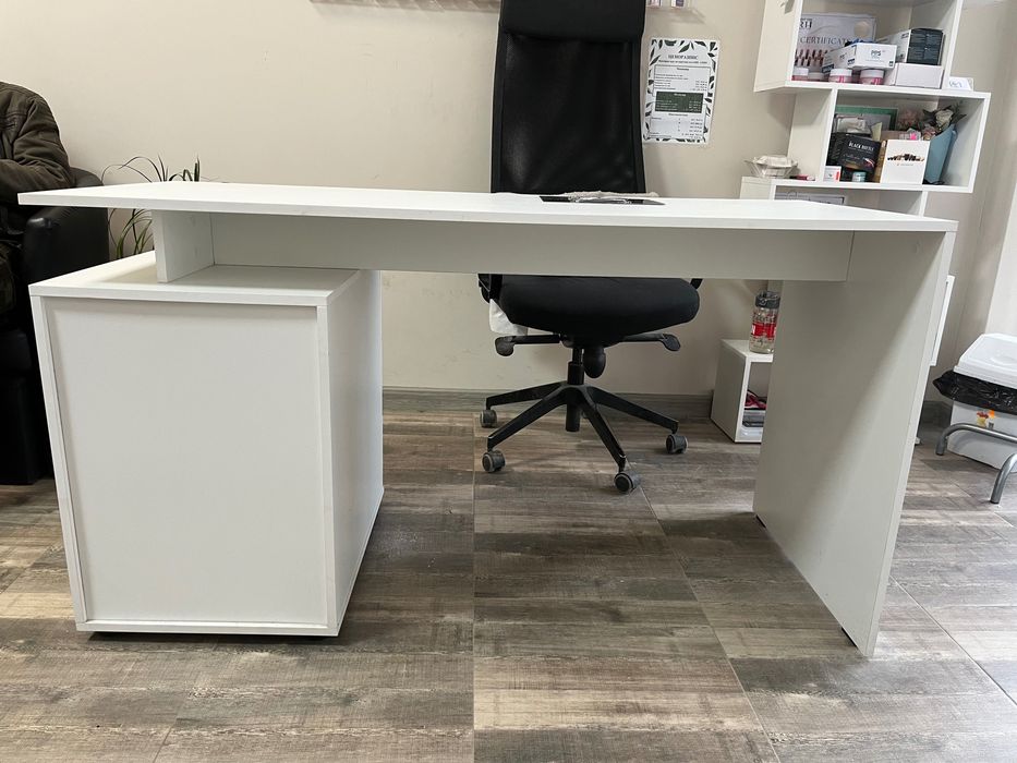 Бюро за маникюр.