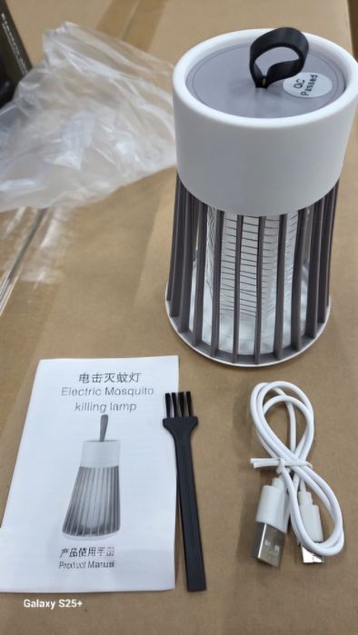 Lampă UV anti-insecte / țânțari, electrică, USB-C Nouă