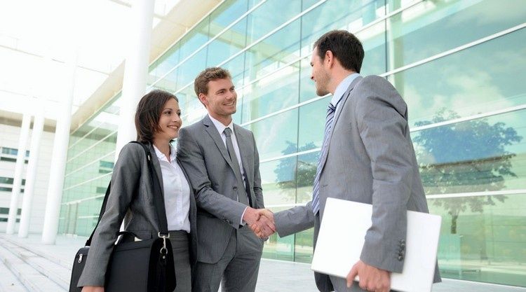 Makler xizmati.  Услуга Риэлтора.  Маклер Rieltor