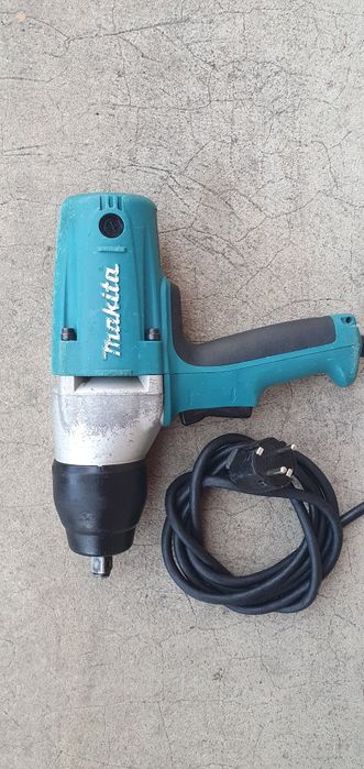 Makita TW.0350.Masina de înșurubat cu impact