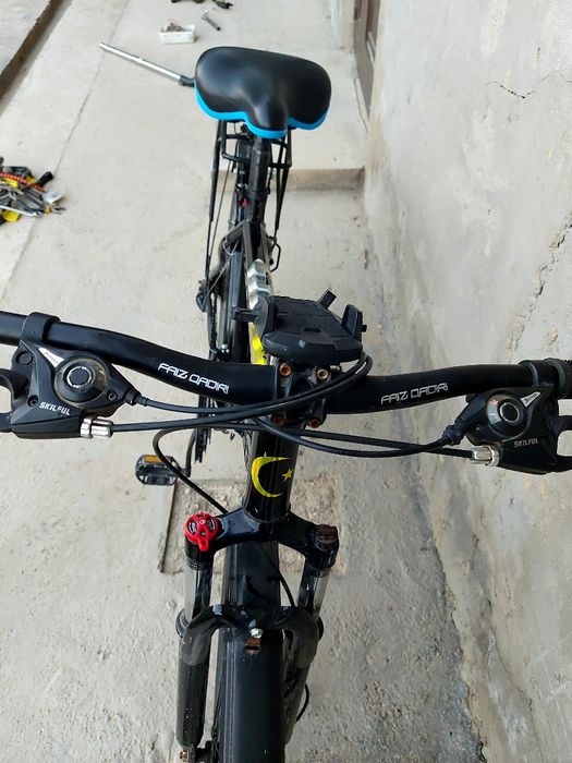 Velosiped sotiladi 26 razmer raketa yurishi