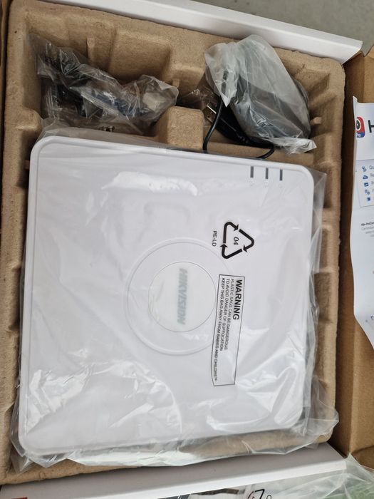 Dvr hikvision 8ch 4MB  DS-7108HQHI-K1(S)(C)