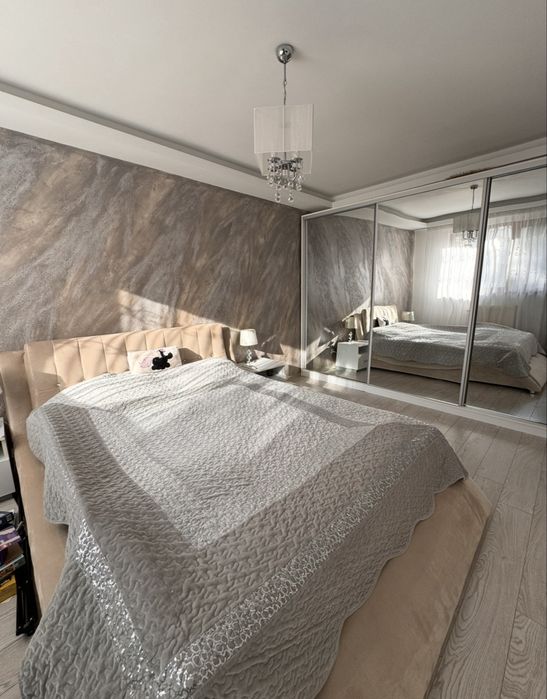 De închiriat apartament cu 2 camere