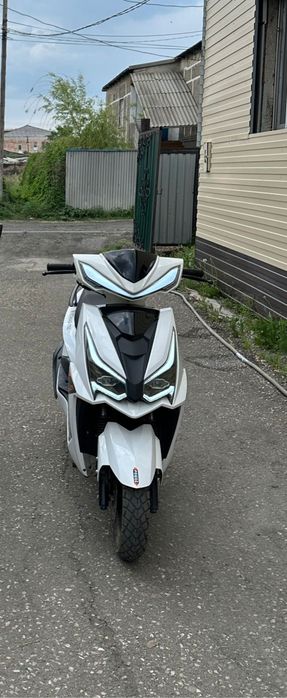 nomad700 m8 125cc