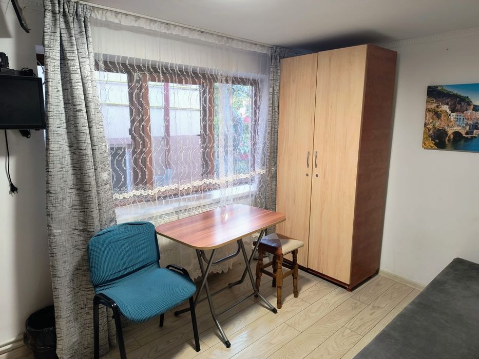 Garsoniera la casa de închiriat Galata