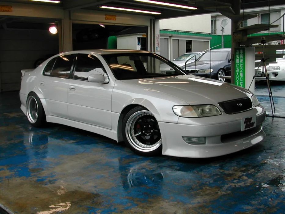 Toyota Aristo Доки и кузов