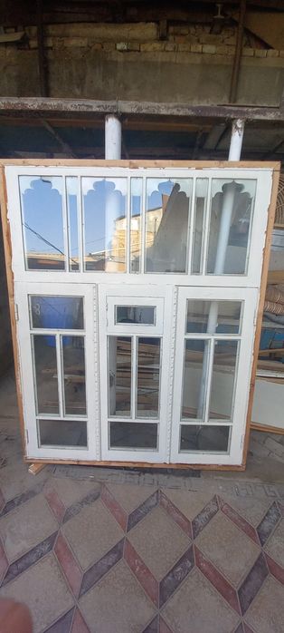 Yog'och deraza sotiladi narxini kelishamiz