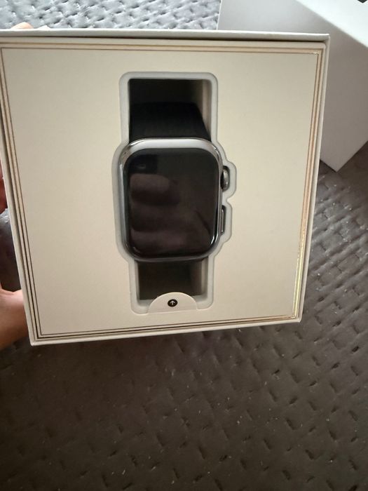 Huawei Watch D2 в гаранция до октомври 2026