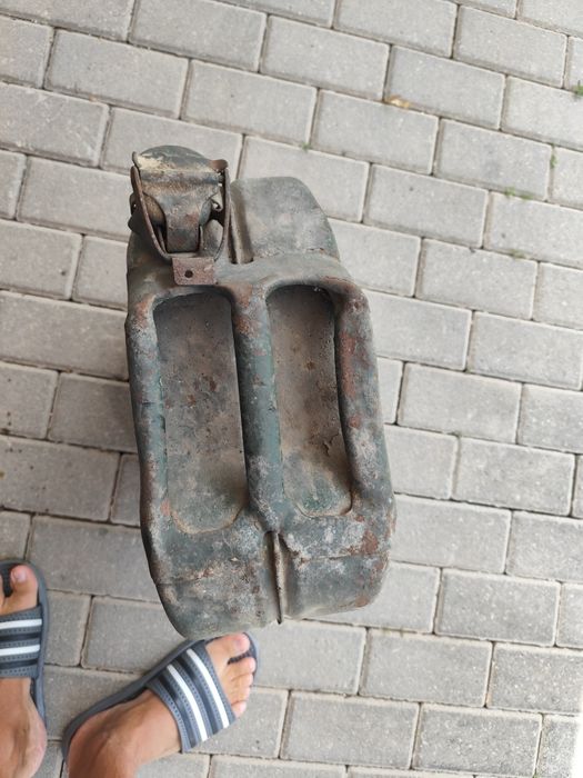 Метална туба за гориво 20 литра