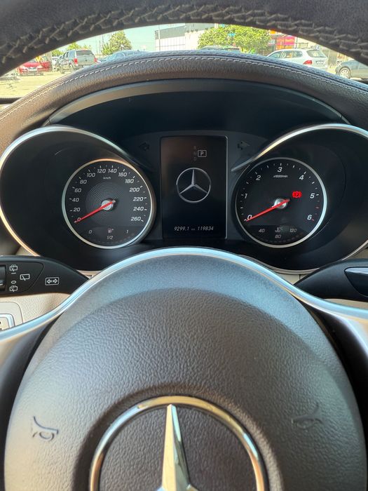 Mercedes-Benz GLC 220D 4MATIC