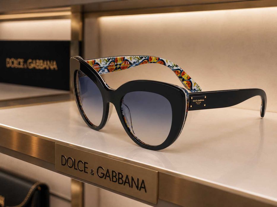 Слънчеви очила  Prada, Dolce & Gabanna  , Saint Laurent Paris, Ceeme, Polaroid