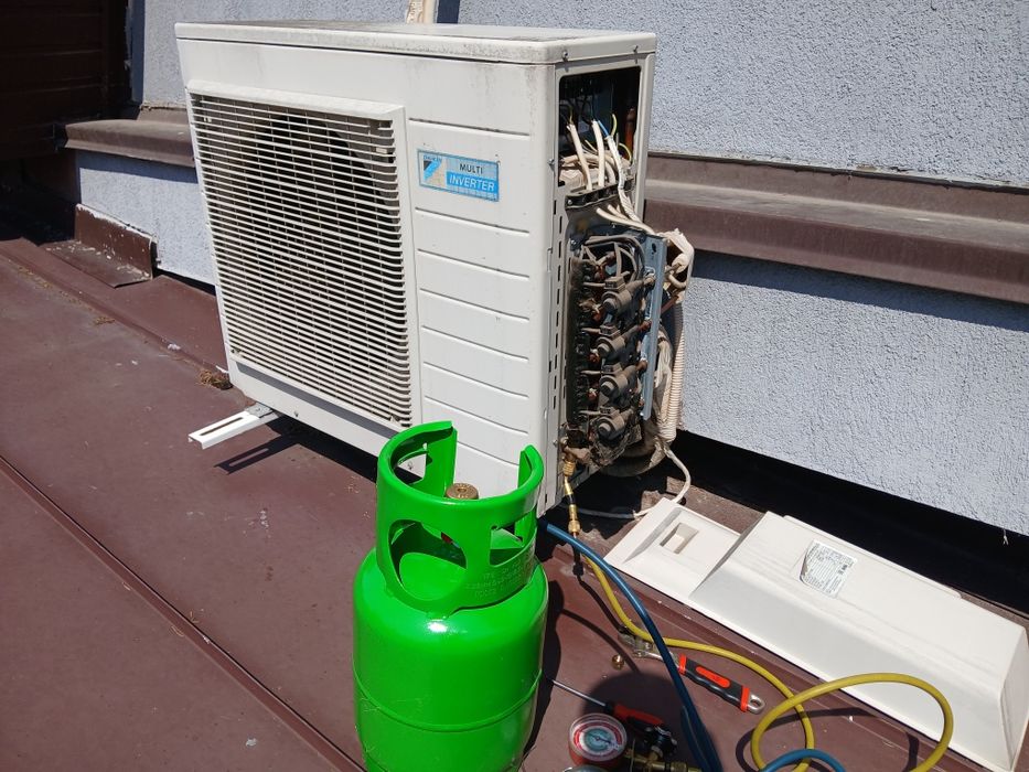 Încărcare freon aer condiționat