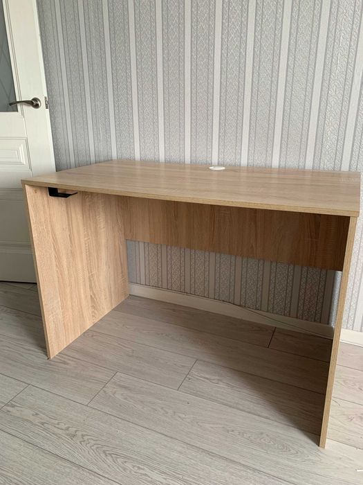 Стол компьютерный 110х60 см