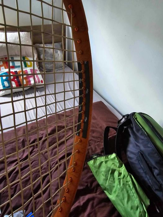 EDITIE LIMITATA - Wilson Blade 98 (18X20) V8.0 Roland Garros + CADOU