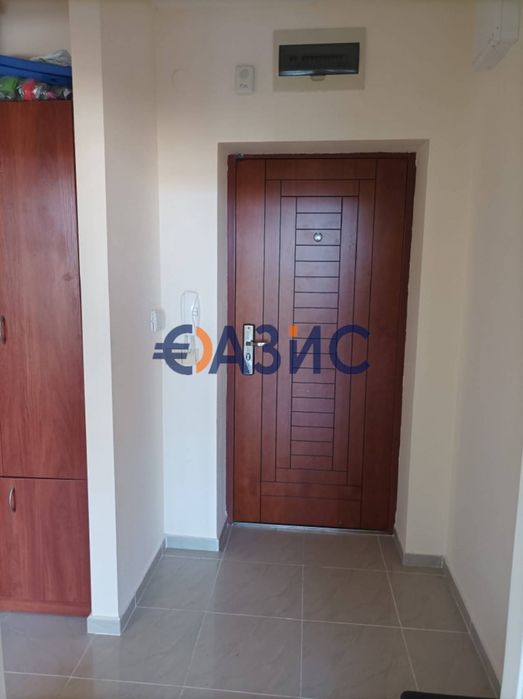 Продава се Двустаен апартамент в к.к. Слънчев бряг - 64 кв.м за 1000 €/кв.м - Снимка #4