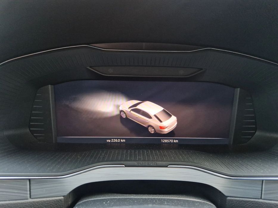 Skoda Superb Garantie 3 ani, TVA Deductibil, Posibilitate Leasing, Credit