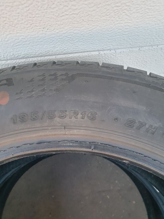 Летни гуми 2 броя BRIDGESTONE Turanza T005 195 55 R16 дот 4019