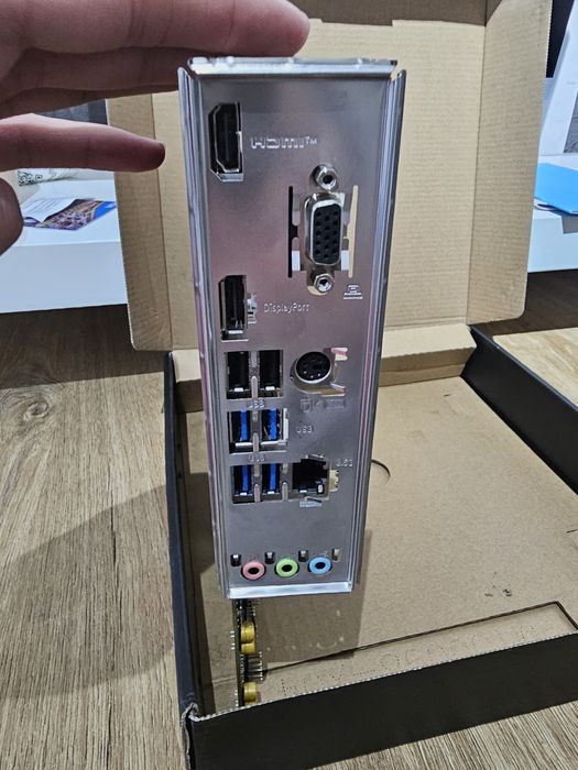 Материнская плата B660m-G ddr4