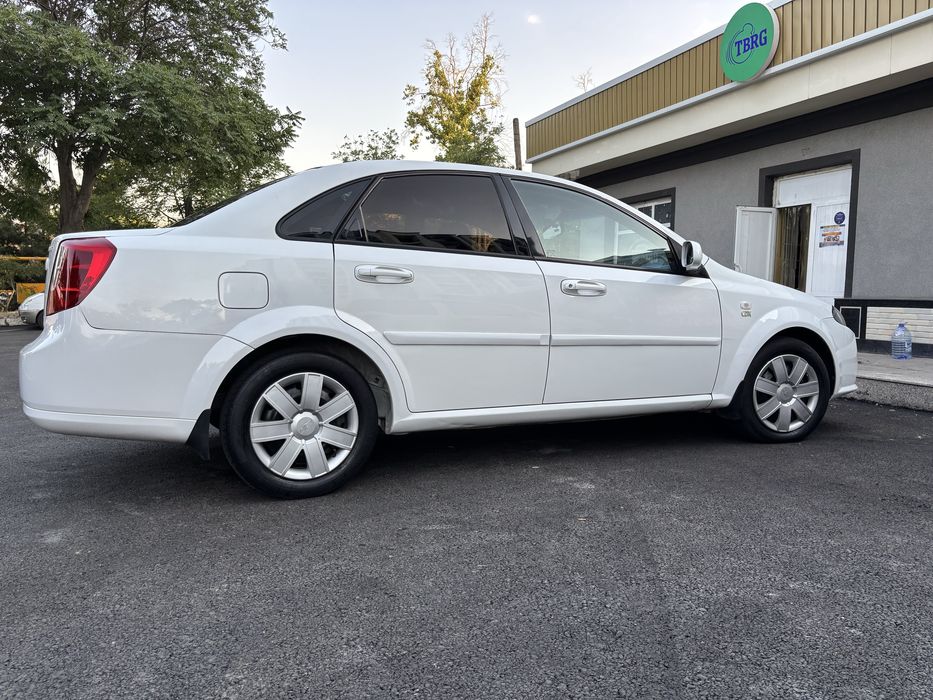 Lacetti 1.8, автомат