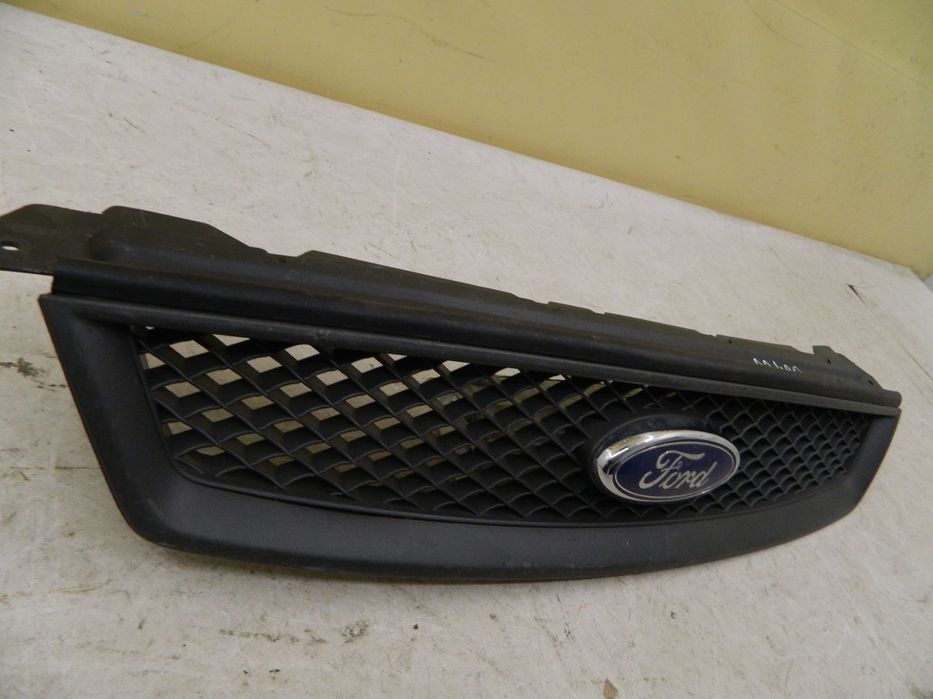 Grila radiator Ford Focus 2, 2004, 2005, 2006, 2007, 2008, cod origine 4M51-8C436-A.